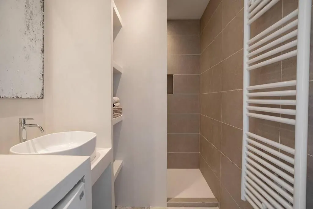 Le Petit Palais By Halldis Cannes Apartman