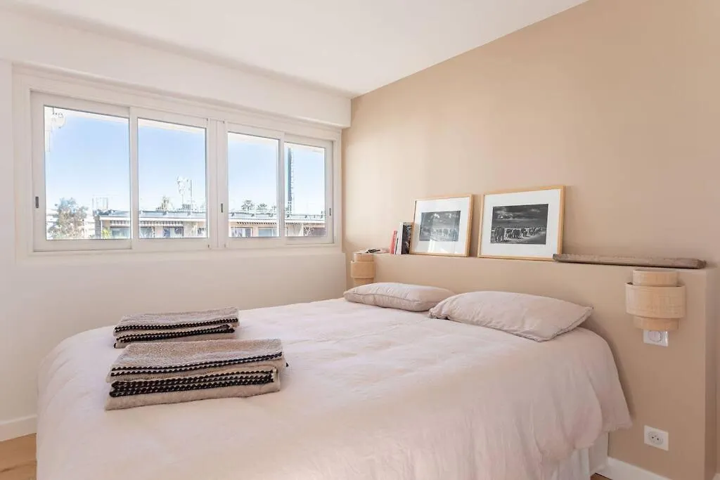 Le Petit Palais By Halldis Cannes Apartman