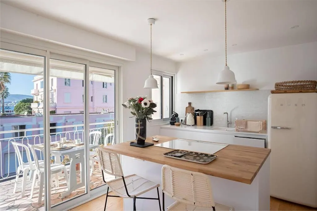 Le Petit Palais By Halldis Cannes Apartment